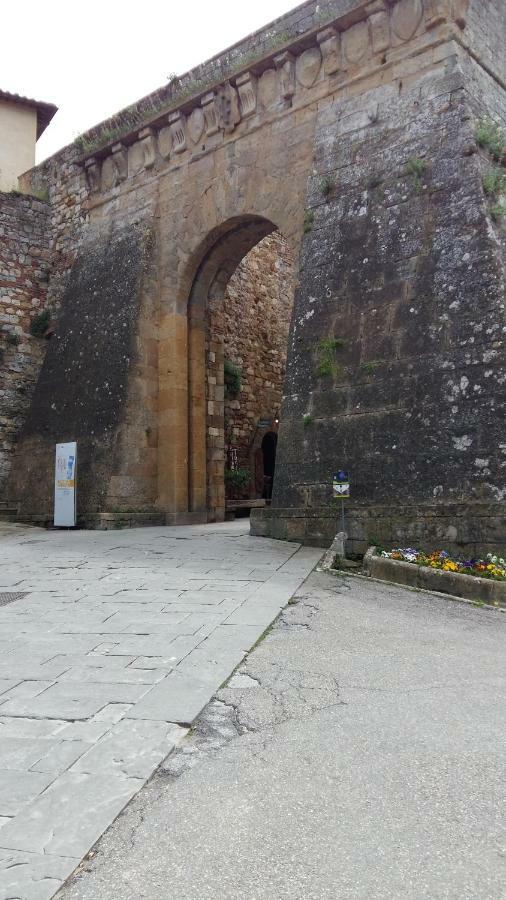 Appartamento In Palazzo Bucelli Montepulciano Exterior photo